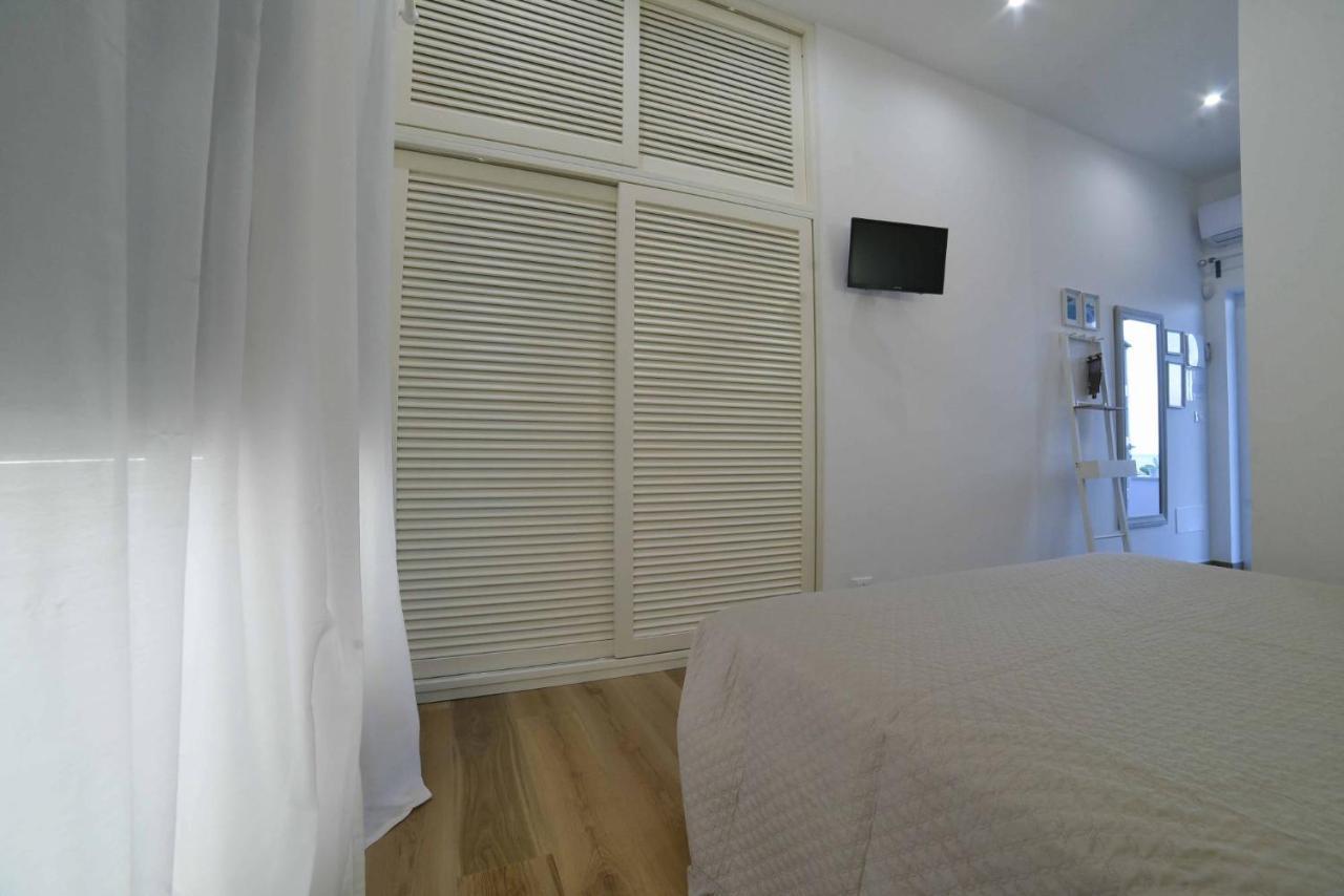 La Caletta Bed And Breakfast Torre Santa Sabina Exterior photo